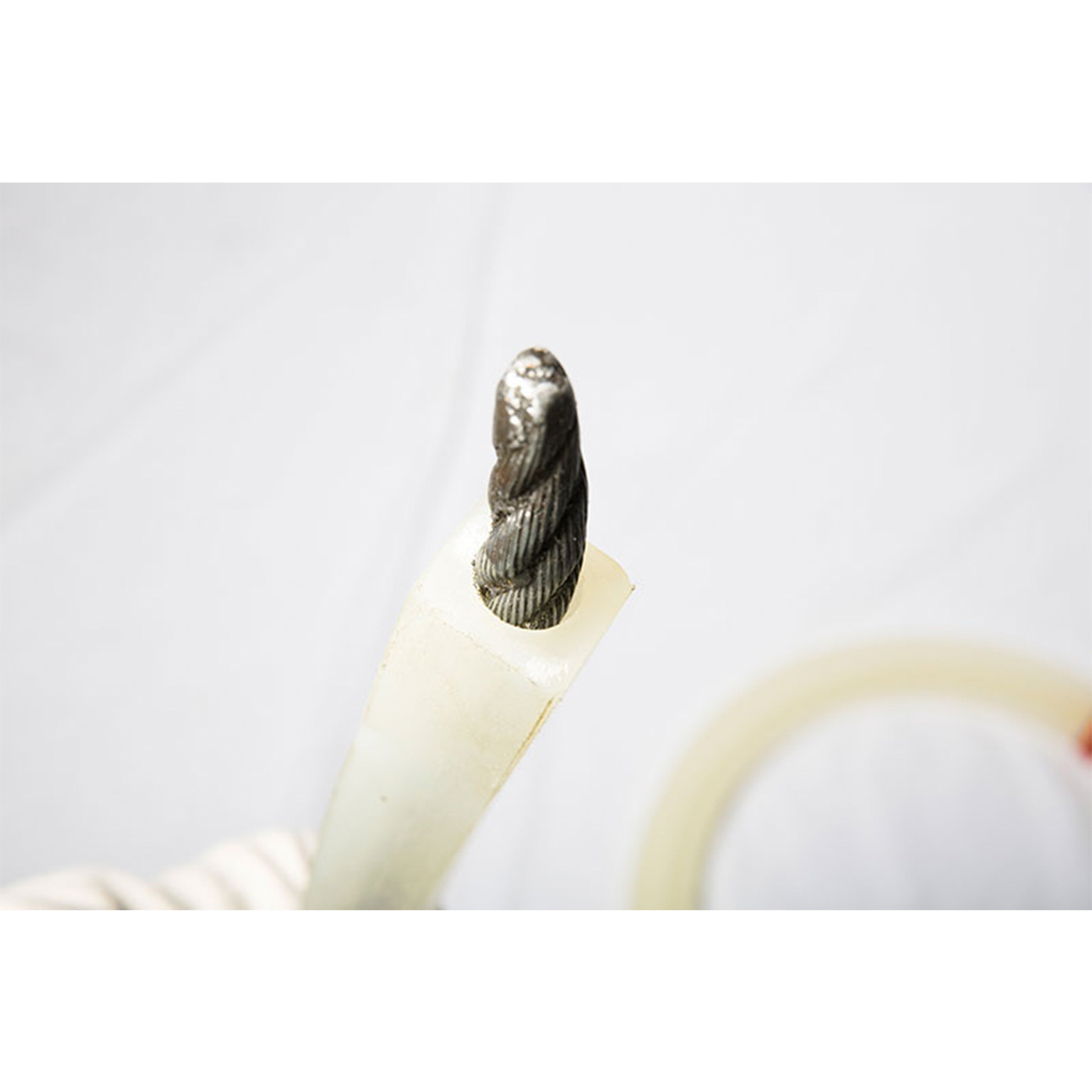 SafetyUP - PU Schutzschlauch für Ketten und Stahlseile WEWIRAdirekt safetyup-pu-schutzschlauch-fuer-ketten-und-stahlseile -wewira